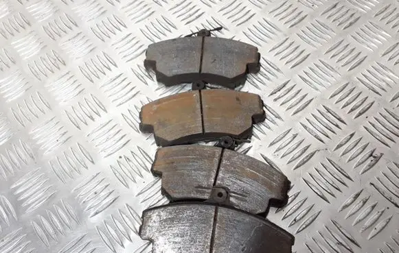 Volvo S40, V40 Brake pads (front) 