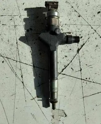 Mazda 6 Fuel injector 13H50