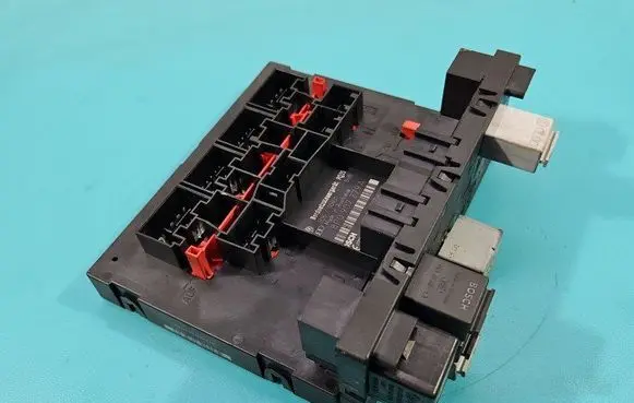 Audi A3 S3 8P Central body control module 8P0907279A IMPRK1424233