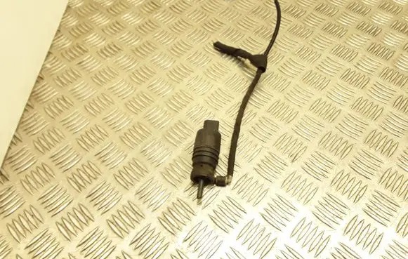 Mercedes-Benz E W211 Windscreen/windshield washer pump