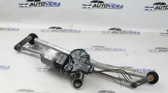 BMW X3 E83 Front wiper linkage and motor 7051670