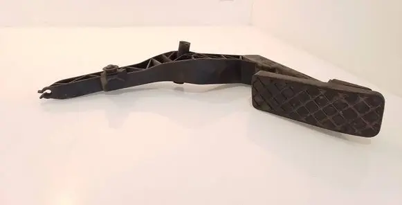 Audi A6 S6 C5 4B Accelerator throttle pedal 8D1721506
