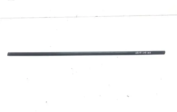 Volvo S40 Front door glass trim molding 31297662