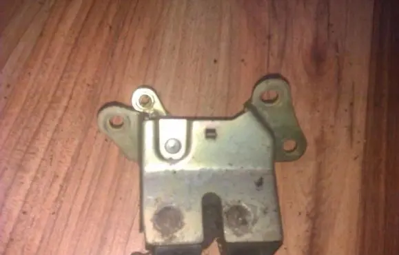 Mitsubishi Colt Tailgate/trunk/boot lock/catch/latch