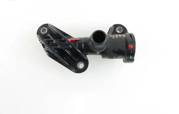 Thermostat/thermostat housing