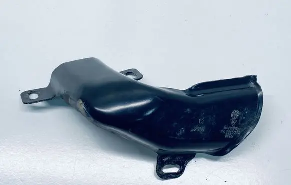 Other engine bay part
