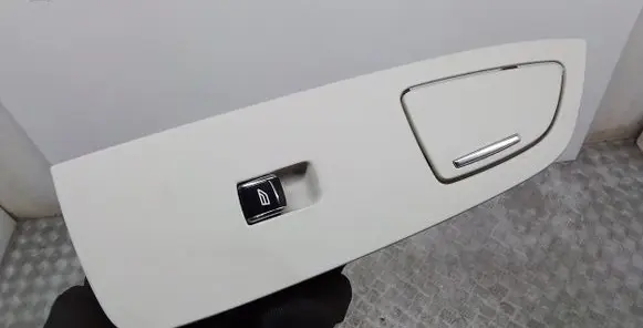 Volvo S90, V90 Electric window control switch 31415515