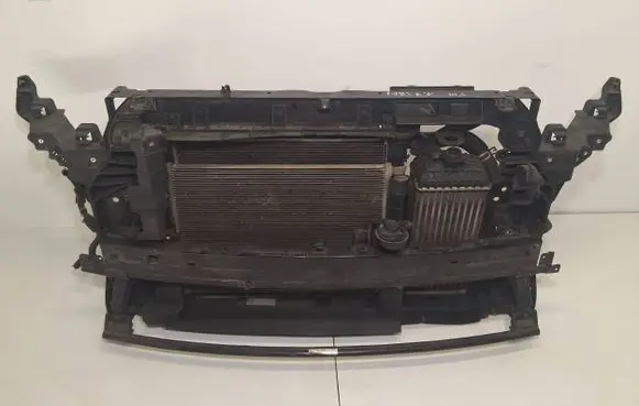 Hyundai Tucson TL Radiator support slam panel