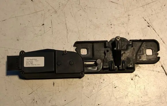 Audi Q5 SQ5 Tailgate/trunk/boot lift motor 4F9827383G 110215 0007120