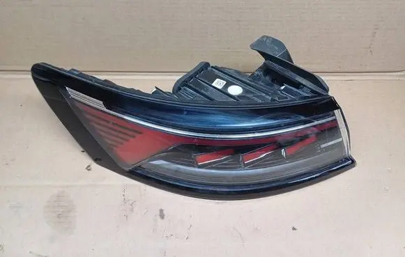 Volkswagen Arteon Rear/tail lights 3g7945207C 82080109