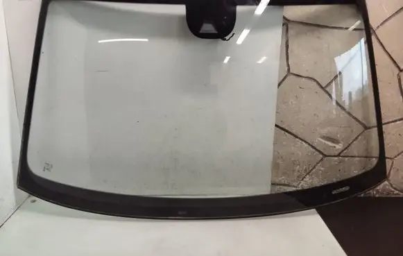 Audi A8 S8 D3 4E Front windscreen/windshield window 