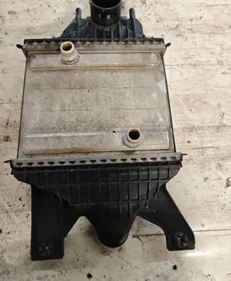 Land Rover Range Rover Sport L494 Intercooler radiator FPLA6K775AB EM831001