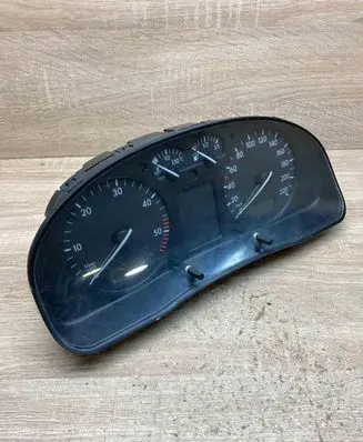 Volkswagen PASSAT B5 Speedometer (instrument cluster) 3B0919880D 110088776