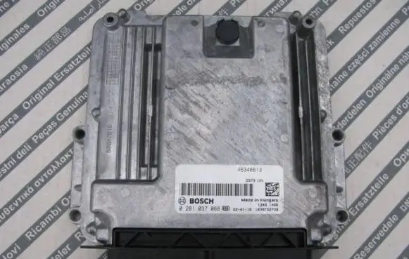 Fiat 500X Engine control unit/module ECU 46346613 0281037068 1039T52739
