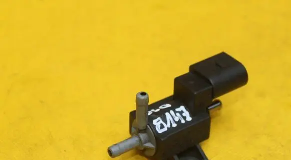 Volkswagen Touran I Turbo solenoid valve