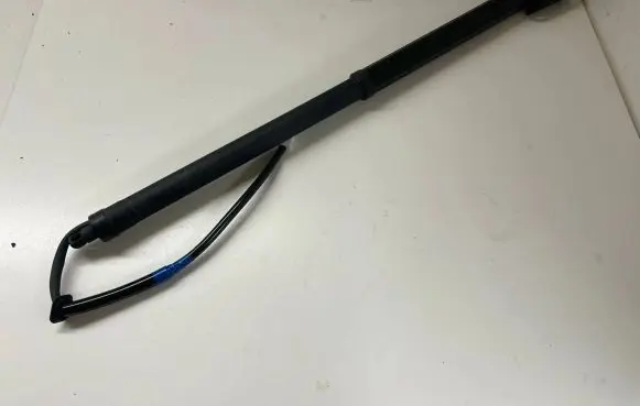 Lexus RX 450H Tailgate/trunk strut/damper 6892048080 1071430265