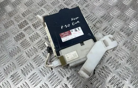 Toyota Prius (XW30) Comfort/convenience module 8922147140