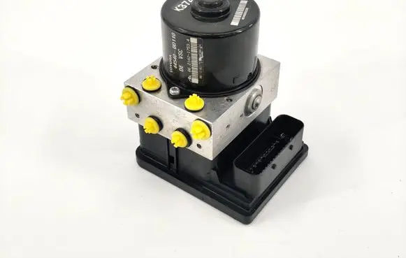 Toyota Yaris ABS Pump 445400D110 06210217534 895410D140