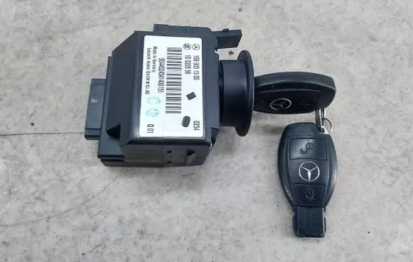 Mercedes-Benz A W169 Ignition lock 1699051500