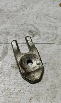 Mazda 3 III Fuel Injector clamp holder