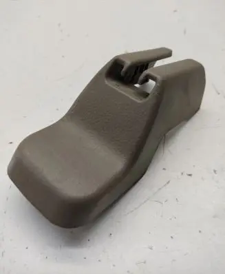 Nissan Murano Z50 Front driver seat rail trim 87509CA000