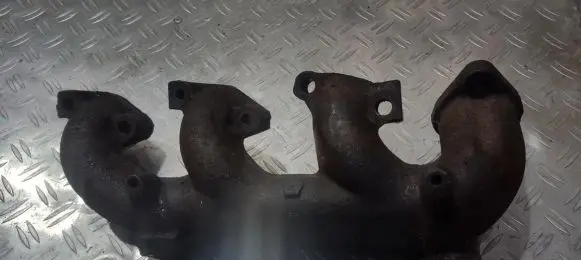 Exhaust manifold