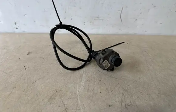 BMW 5 F10 F11 Front bumper camera 9240352