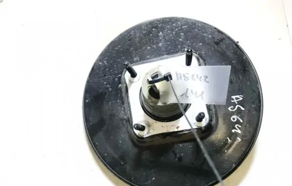 Mazda 3 I Brake booster bp8j43950b 3n612b195ej