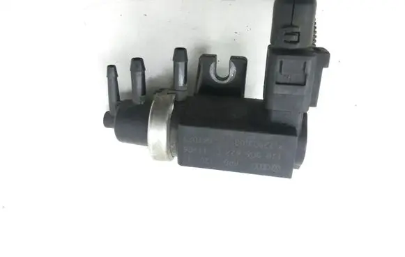 Volkswagen Touareg I Turbo solenoid valve 1J0906327C