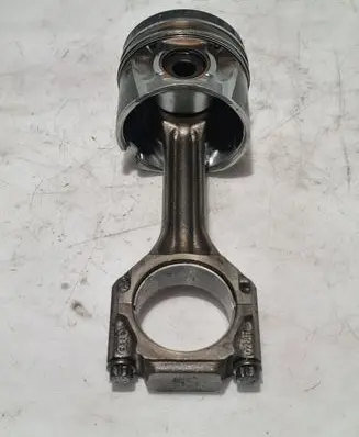 Volkswagen II LT Piston with connecting rod 028H