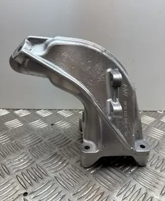 Mercedes-Benz GLE W167 Engine mounting bracket A2642232600