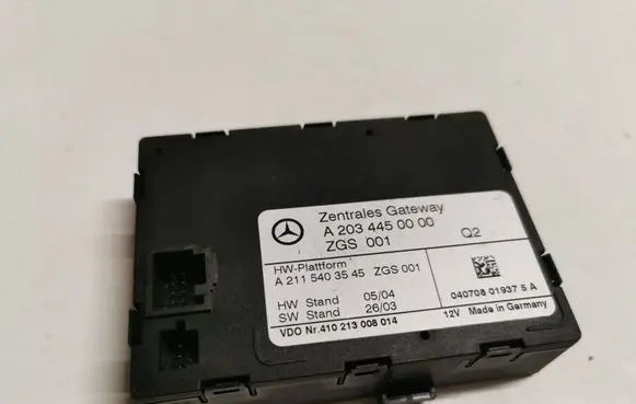 Mercedes-Benz C W203 Door control unit/module A2034450000