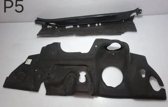 Volkswagen Golf VII Heat shield in engine bay 5Q1863353M 5g0805275 5g0805239