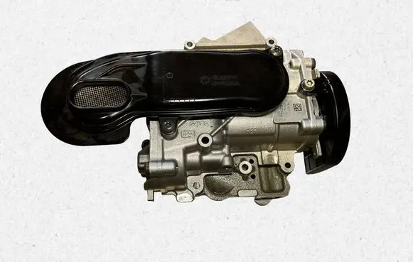 BMW M5 F90 Oil pump 7852262 7852264