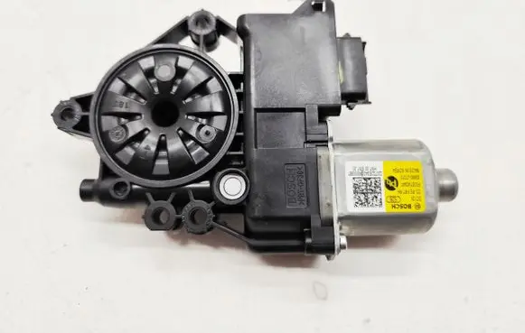 KIA Xceed Front door electric window regulator 82460J7015