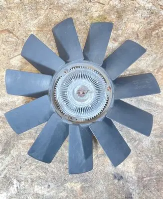 BMW 5 E39 Fan impeller 1744971 11521744971