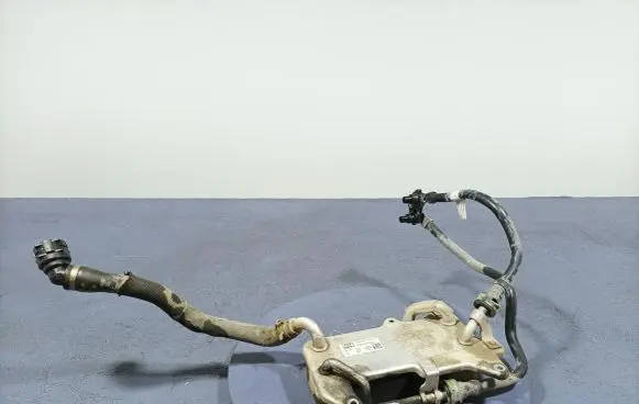 Audi A8 S8 D2 4D Engine oil radiator 4M0317021G