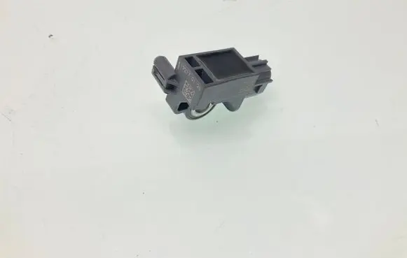 Hyundai Tucson TL Airbag deployment crash/impact sensor 95920B4000