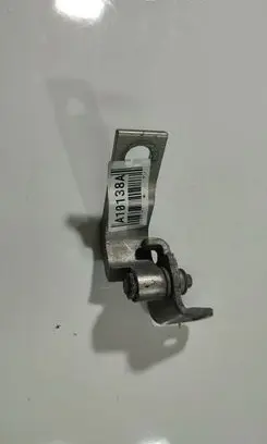 Ford Mondeo MK IV Rear door lower hinge 