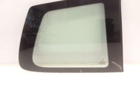 Peugeot 206 Rear side window 43R001583 AS2M3232DOT682