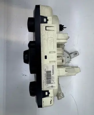 Renault Clio III Climate control unit 030966N 69590002 C55234