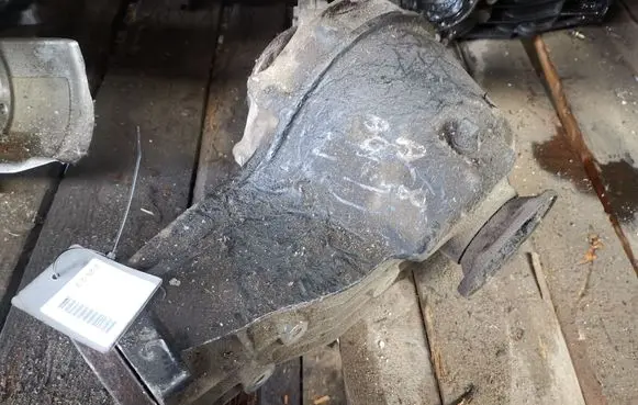 Audi A8 S8 D2 4D Rear differential
