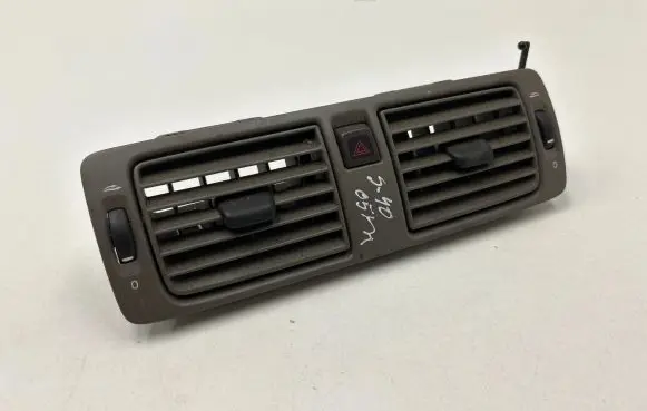 Volvo S40 Dash center air vent grill