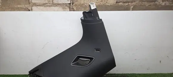 Audi Q7 4M (D)pillar trim (top) 4M0867245B