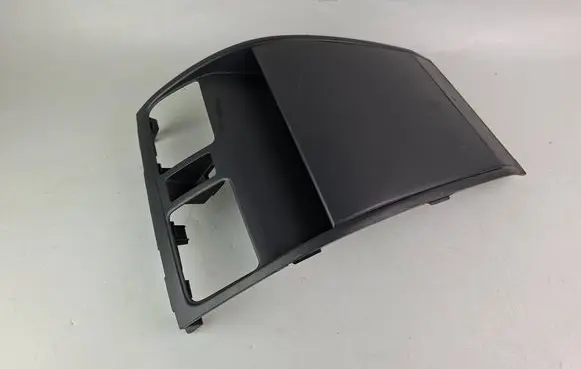 Suzuki SX4 S-Cross Dash center air vent grill 7382279J