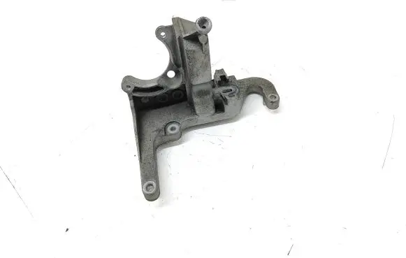 Volvo V40 Other engine bay part AV6Q9B470BB R8S3A
