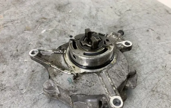 Honda CR-V Vacuum pump 36300RL0G012M2