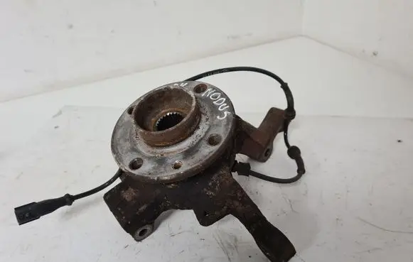 Renault Modus Front wheel hub spindle knuckle