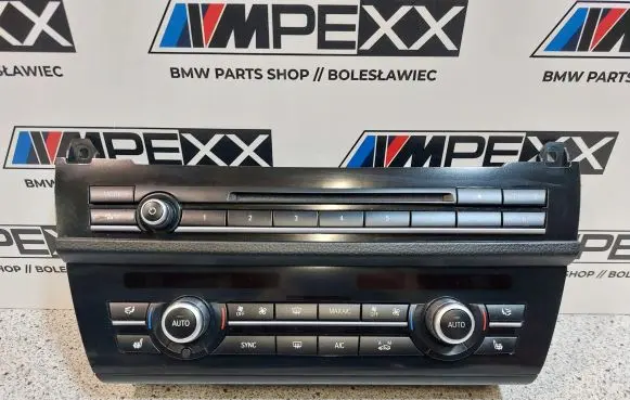 BMW 5 F10 F11 Climate control unit 9352761