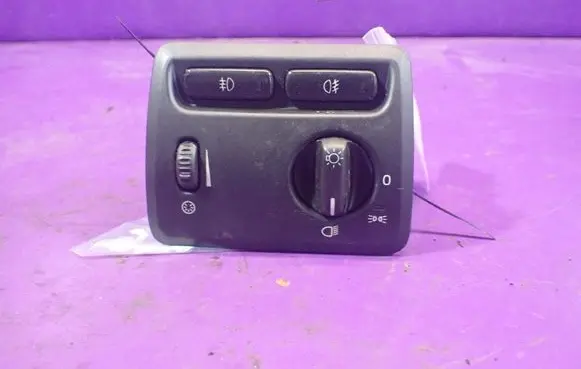 Light switch
